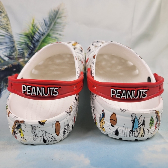 Crocs Classic Clogs X Peanuts Mens 9 Womens 11 - Picture 9 of 12